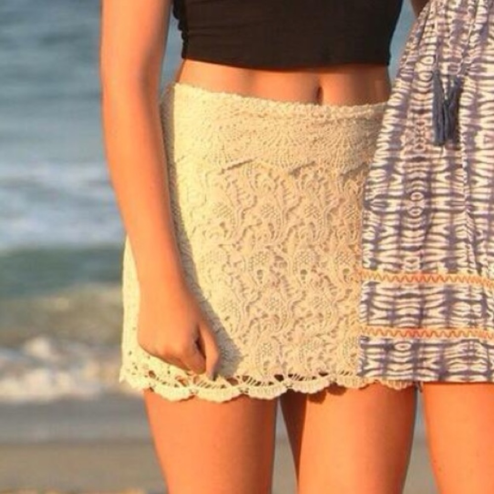 Urban outfitters Cream lace skirt
